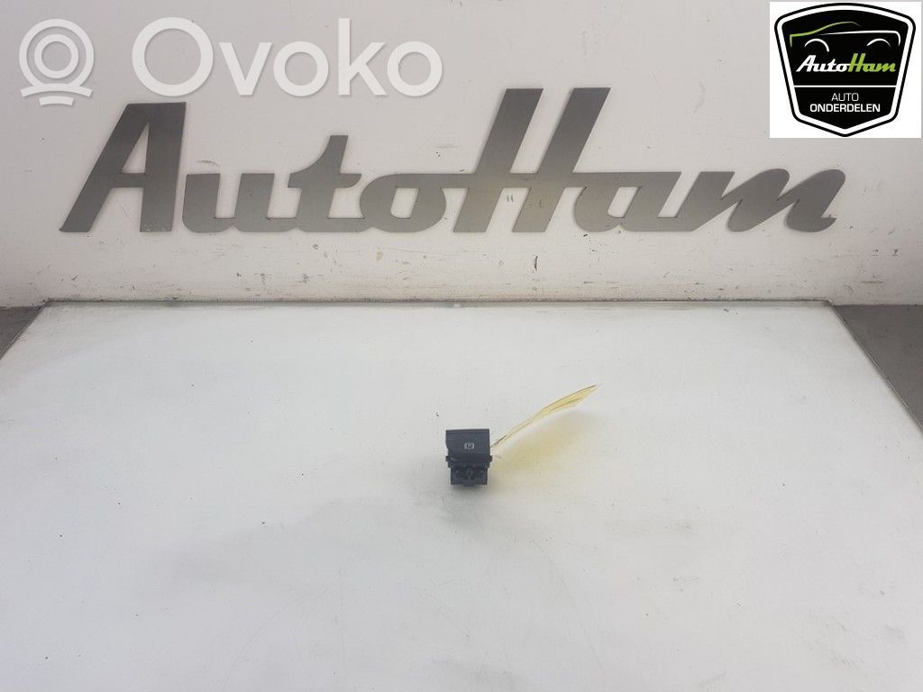 Audi Q2 - Interruptor del freno de mano/estacionamiento 