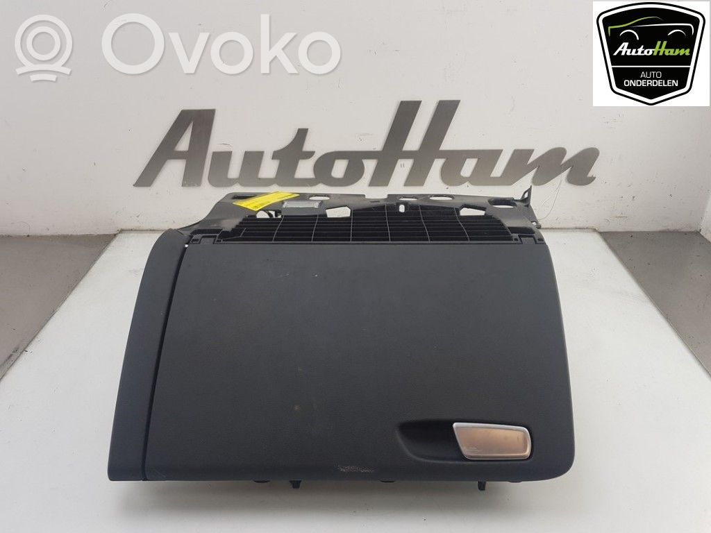Audi A4 S4 B8 8K Guantera 