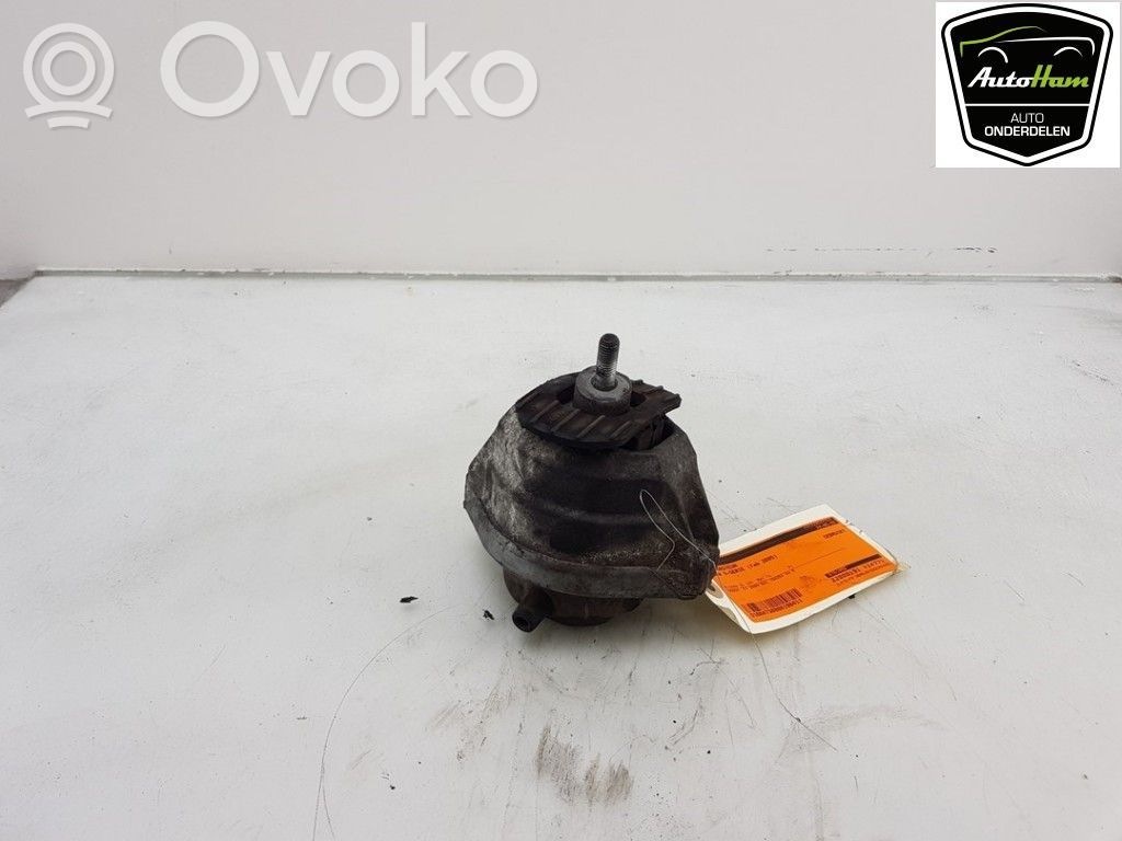 Engine mount bracket   6761092,22116774620,22116761092,22116770726,22116774620,6761092,6770726,6774620