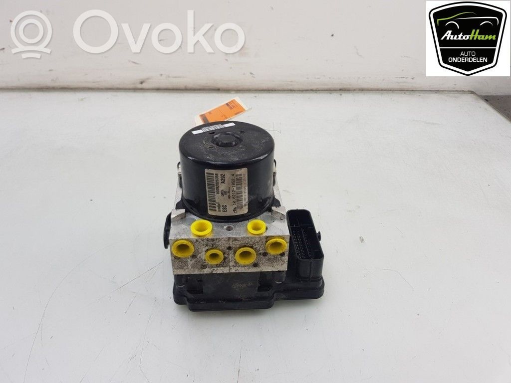 Opel Combo D ABS bloks 