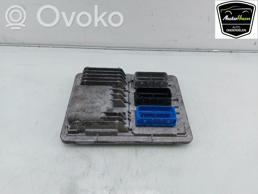 Opel Corsa E Engine control unit/module 