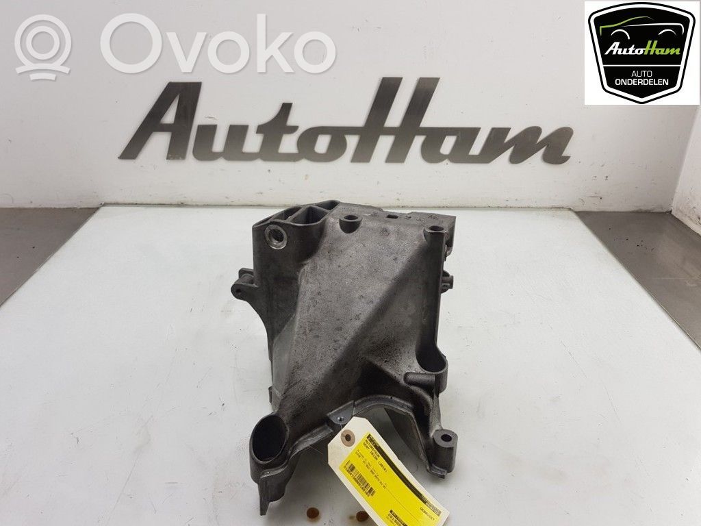 Seat Ibiza V (KJ) Engine mount bracket 