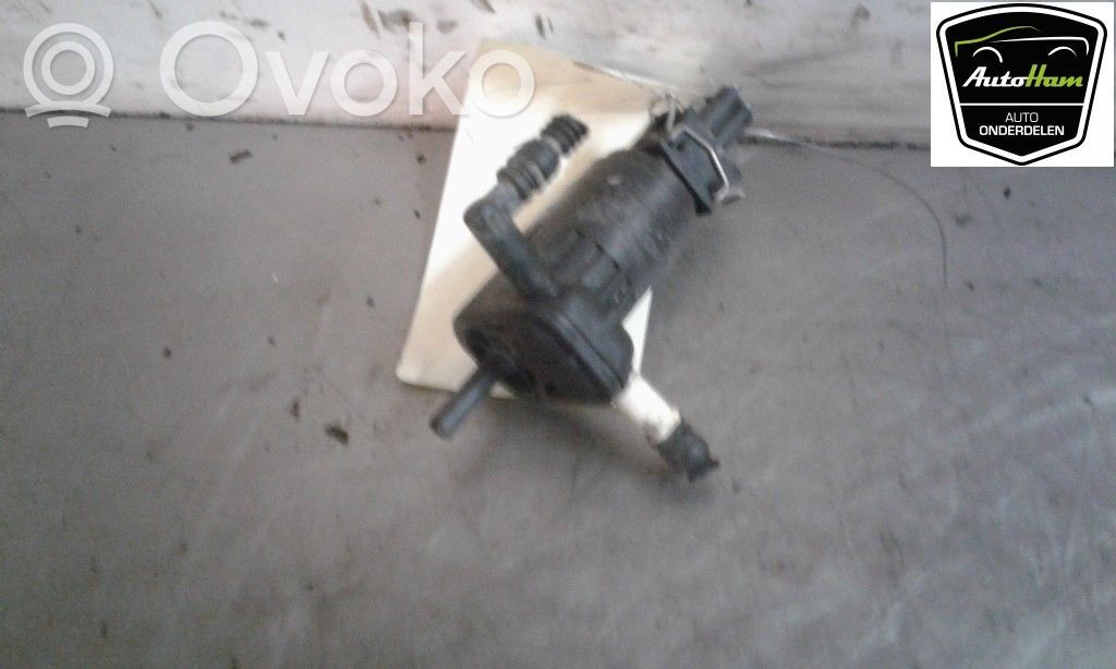 Windscreen/windshield washer pump   55702893,13248320,090586632,13248320,55702893,90585762,90586632