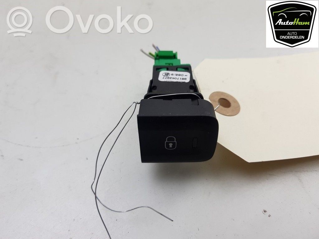 Opel Combo E Other switches/knobs/shifts 