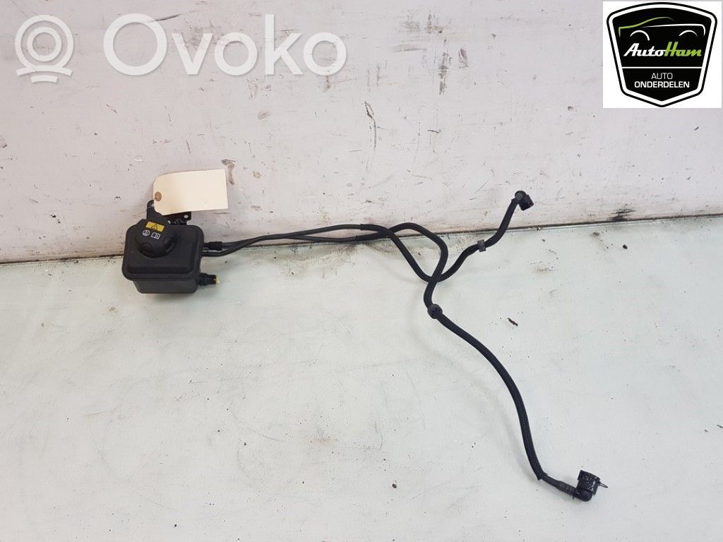 BMW 5 G30 G31 G38 Vase d'expansion / réservoir de liquide de refroidissement