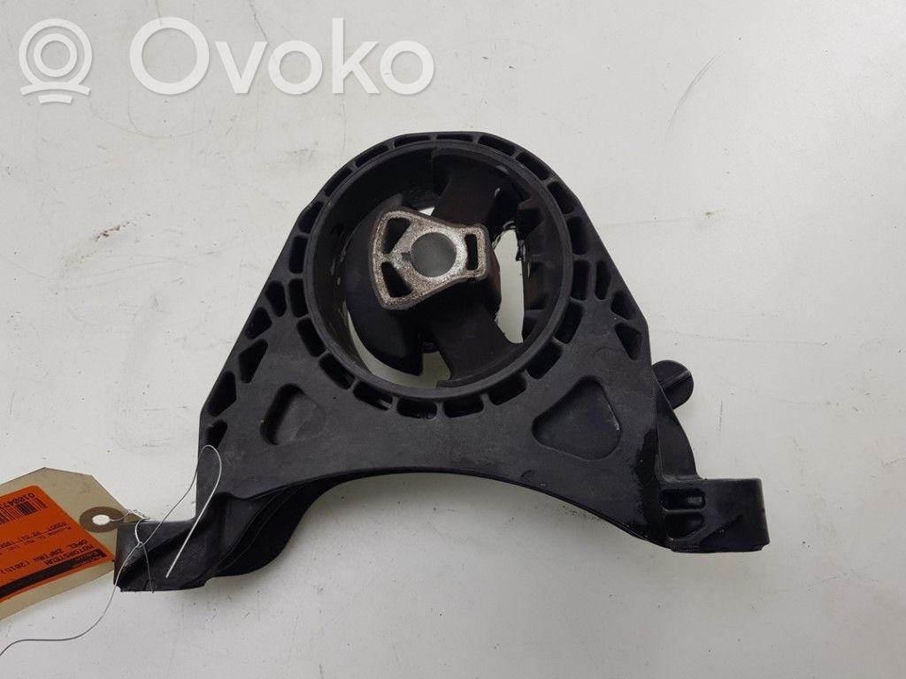 Opel Zafira C Moottorin kiinnikekorvake