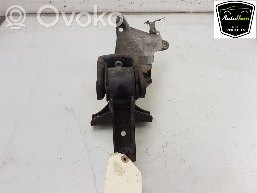Suzuki Swift II Gearbox mounting bracket 