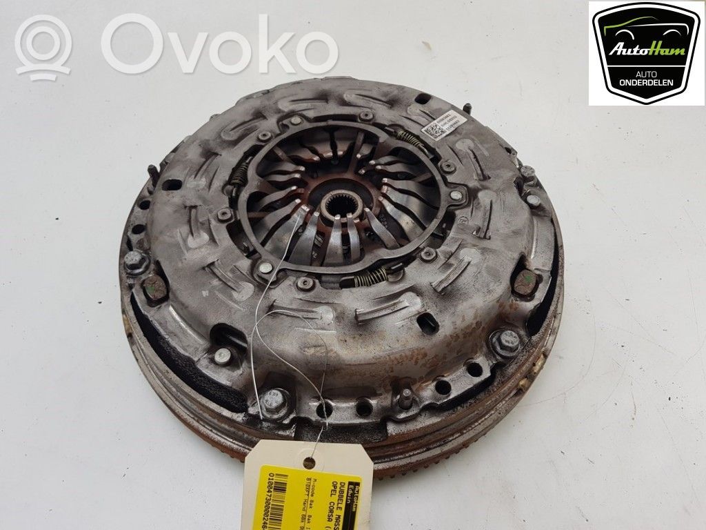Opel Corsa E Kaksoismassavauhtipyörä 