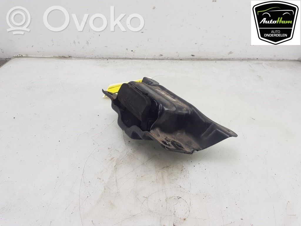 Volkswagen Golf VII Łapa / Mocowanie skrzyni biegów 