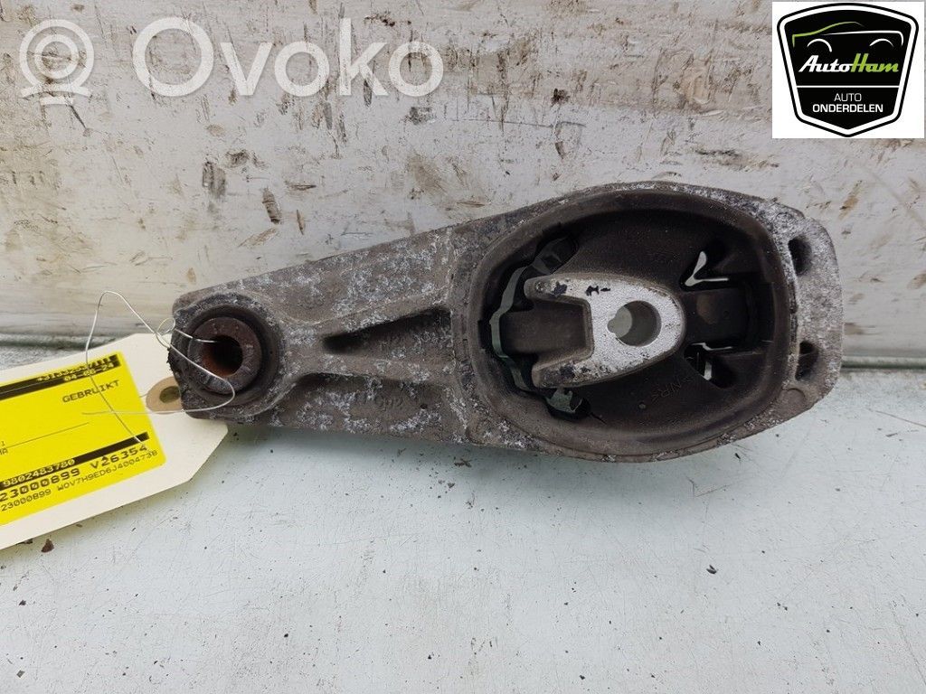 Opel Crossland X Gearbox mounting bracket 