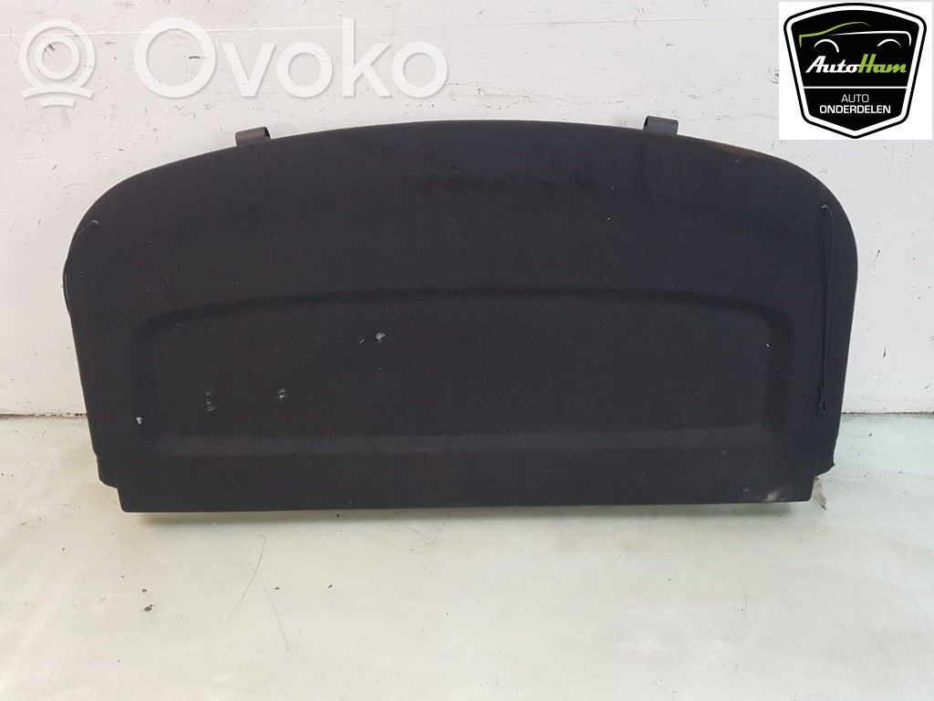 Opel Astra K Hattuhylly 
