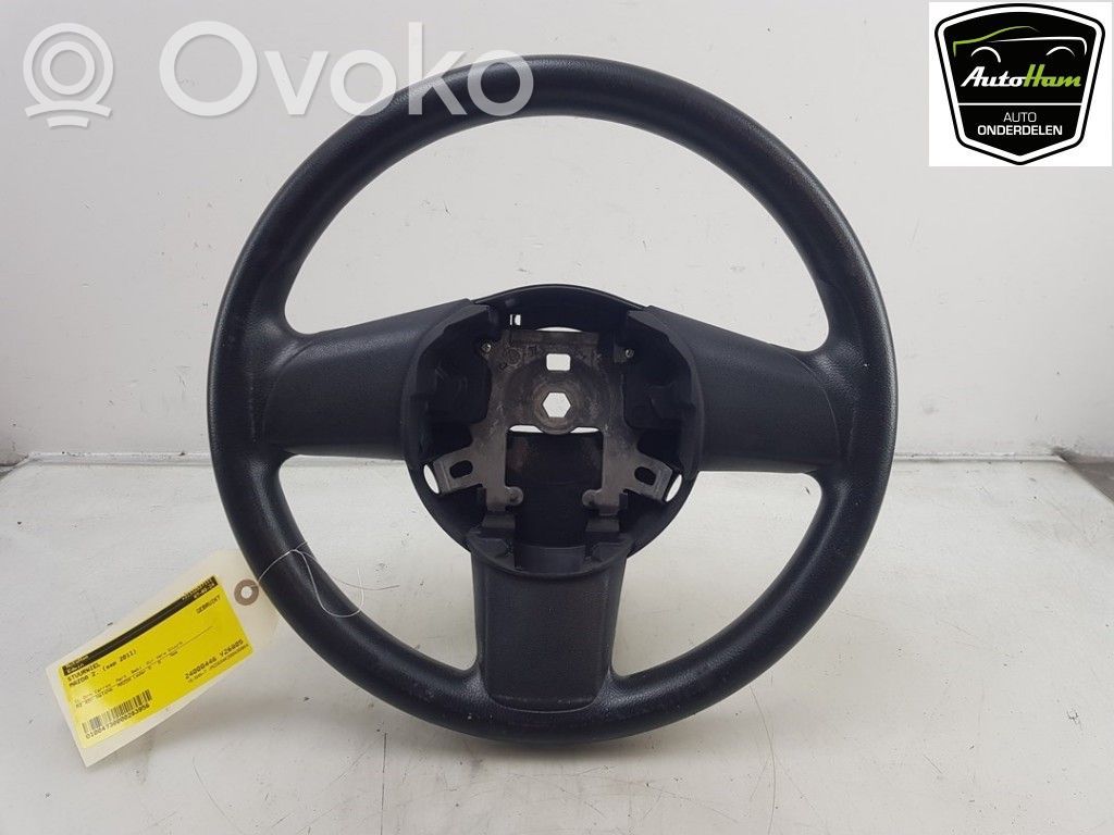 Mazda 2 Steering wheel 
