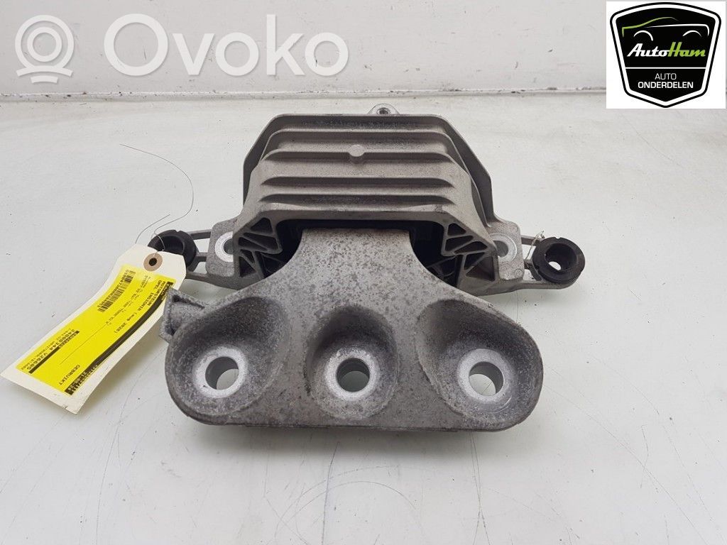 Opel Insignia B Engine mount bracket 