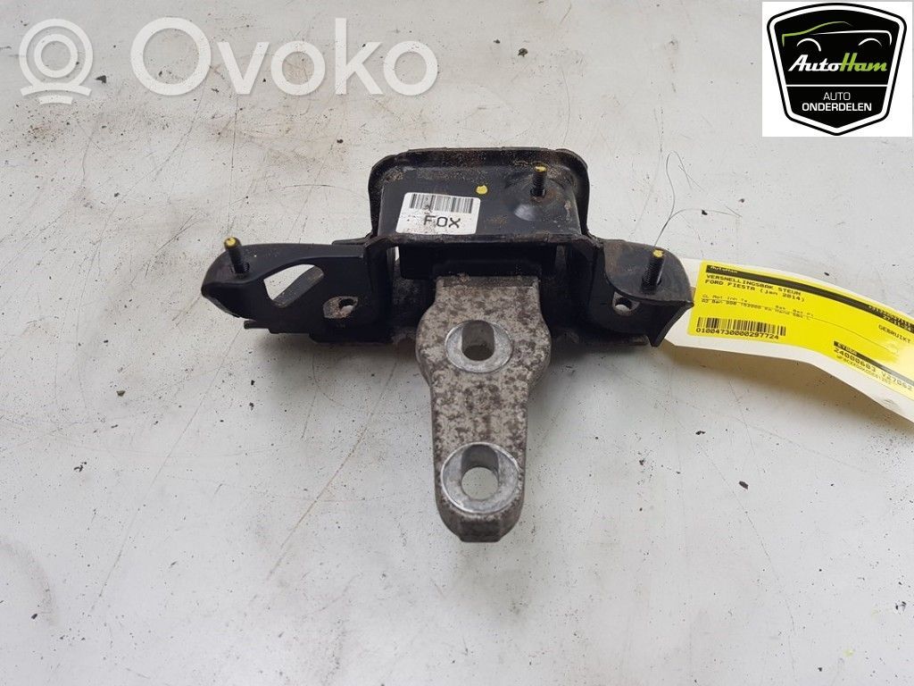 Ford Fiesta Gearbox mounting bracket 