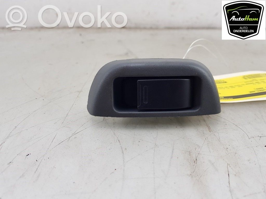 Peugeot 107 Electric window control switch 