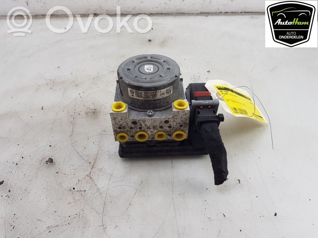 Volkswagen Golf VII ABS bloks 