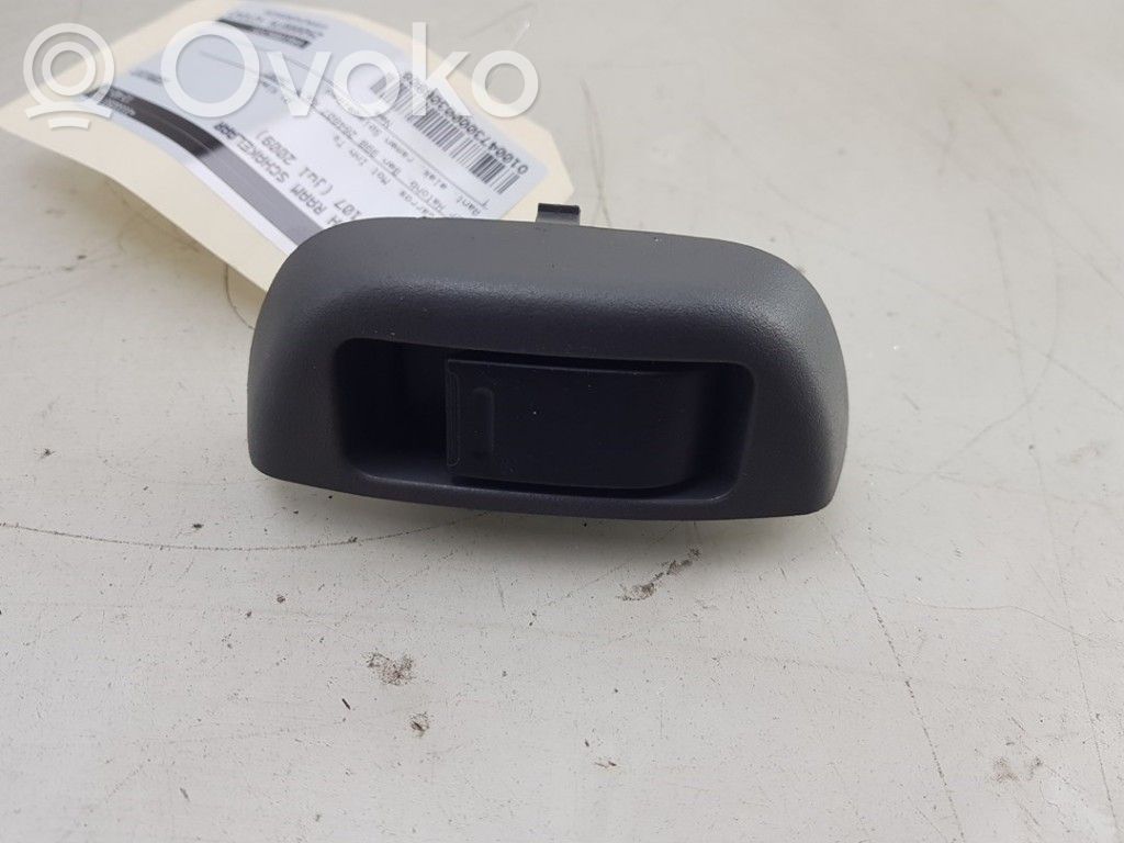 Peugeot 107 Electric window control switch 