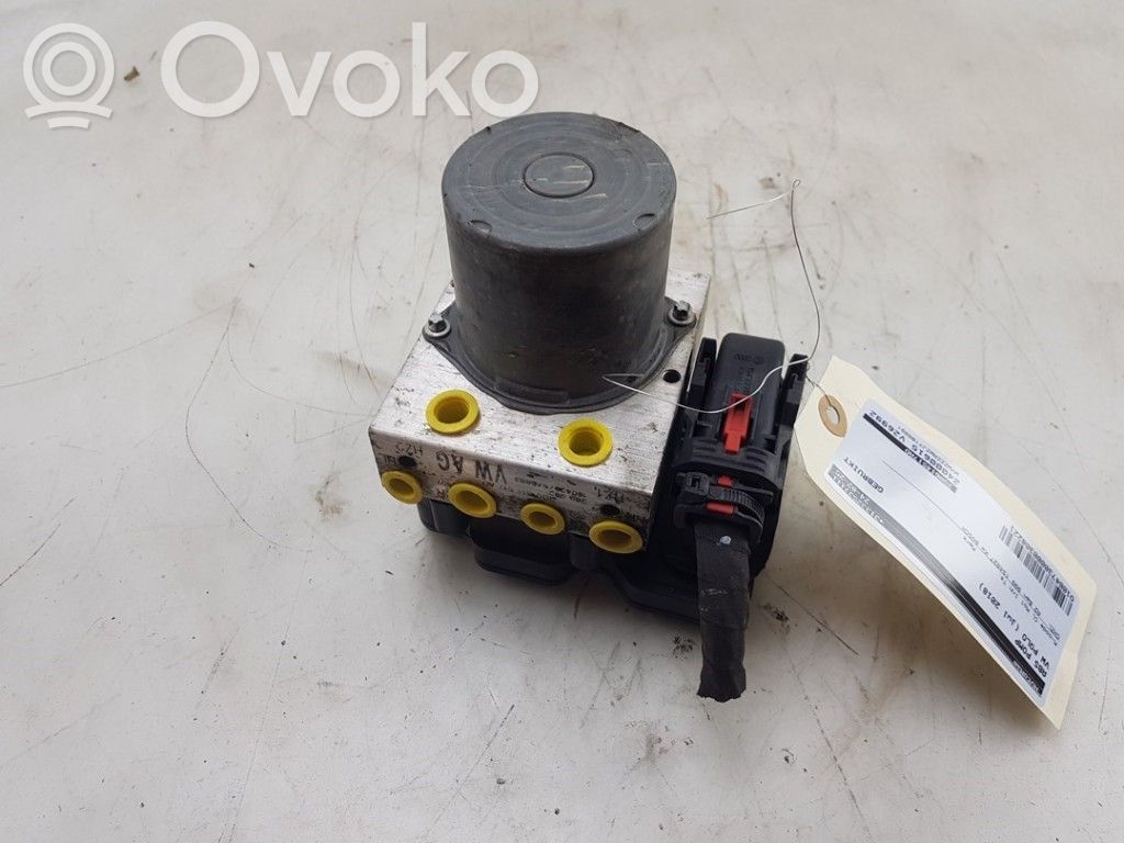 Volkswagen Polo VI ABS bloks 