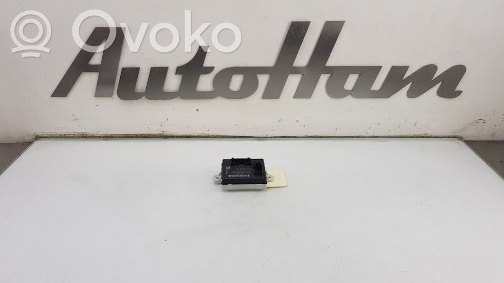 Volvo V40 Door central lock control unit/module 
