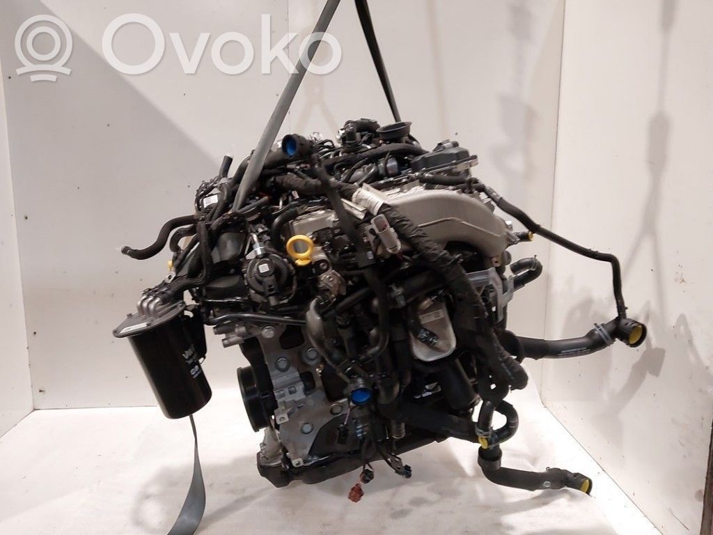 Volkswagen Golf VIII Silnik 