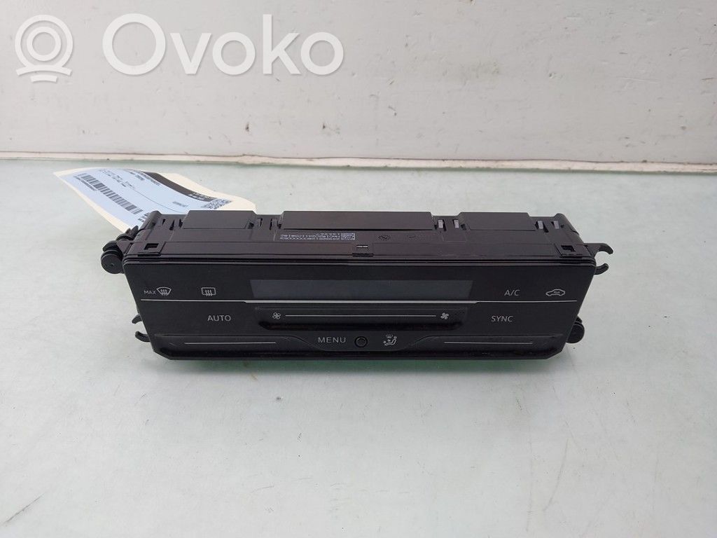Volkswagen Polo VI Panel klimatyzacji 