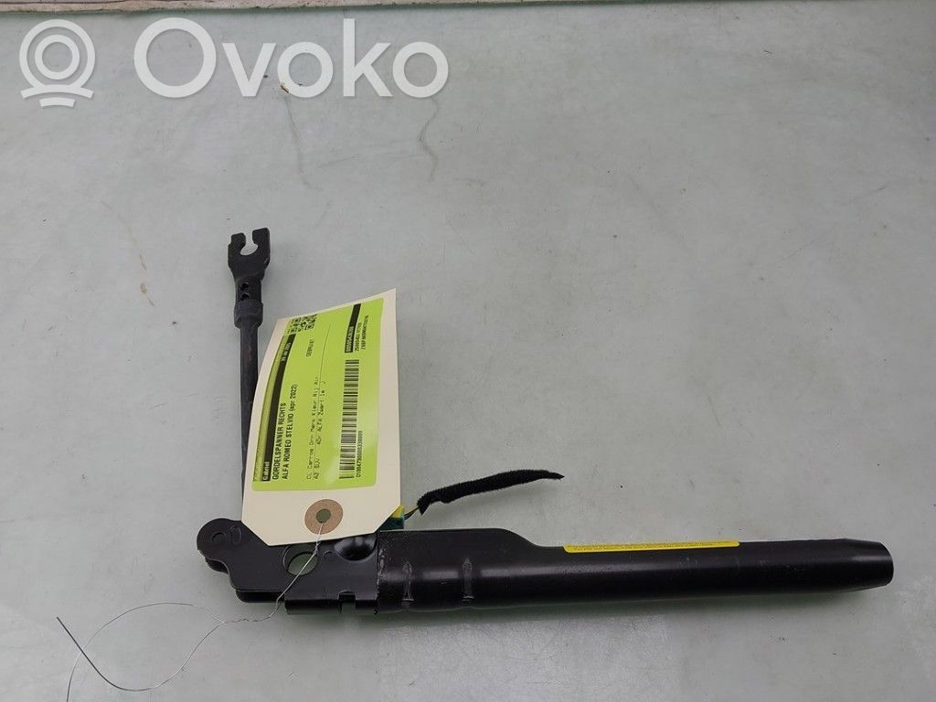 Alfa Romeo Stelvio Altra parte interiore