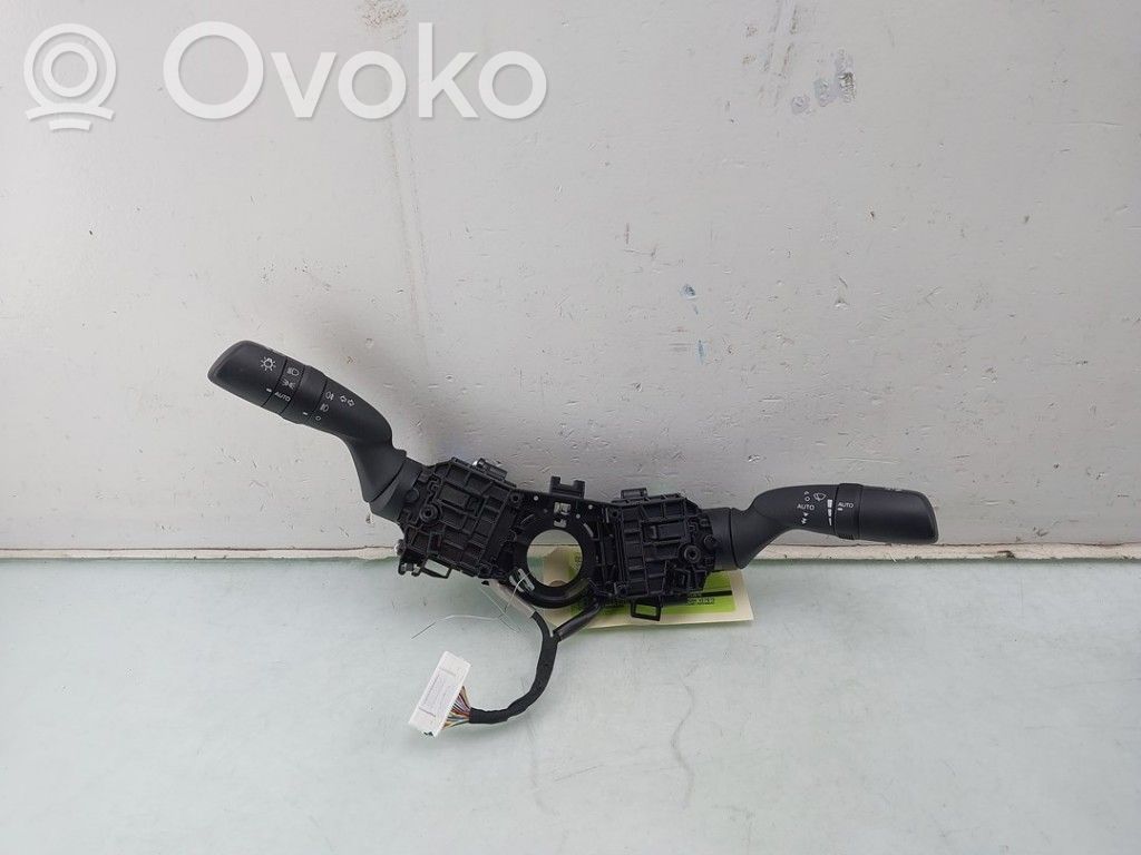 Toyota Corolla E210 E21 Interruptores/botones de la columna de dirección 