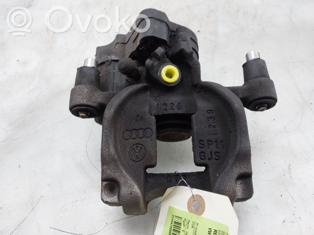 Volkswagen Golf VII Pinza del freno posteriore 