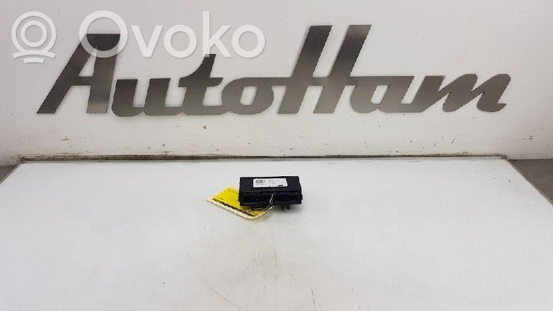 Inne komputery / moduły / sterowniki   64116840450,6842985,64116840450,64116842985,64116997611,64117951287,64119108241,64119462542,64119462871,64119490325,64119874187,6842985,6997611,9390096,939009601