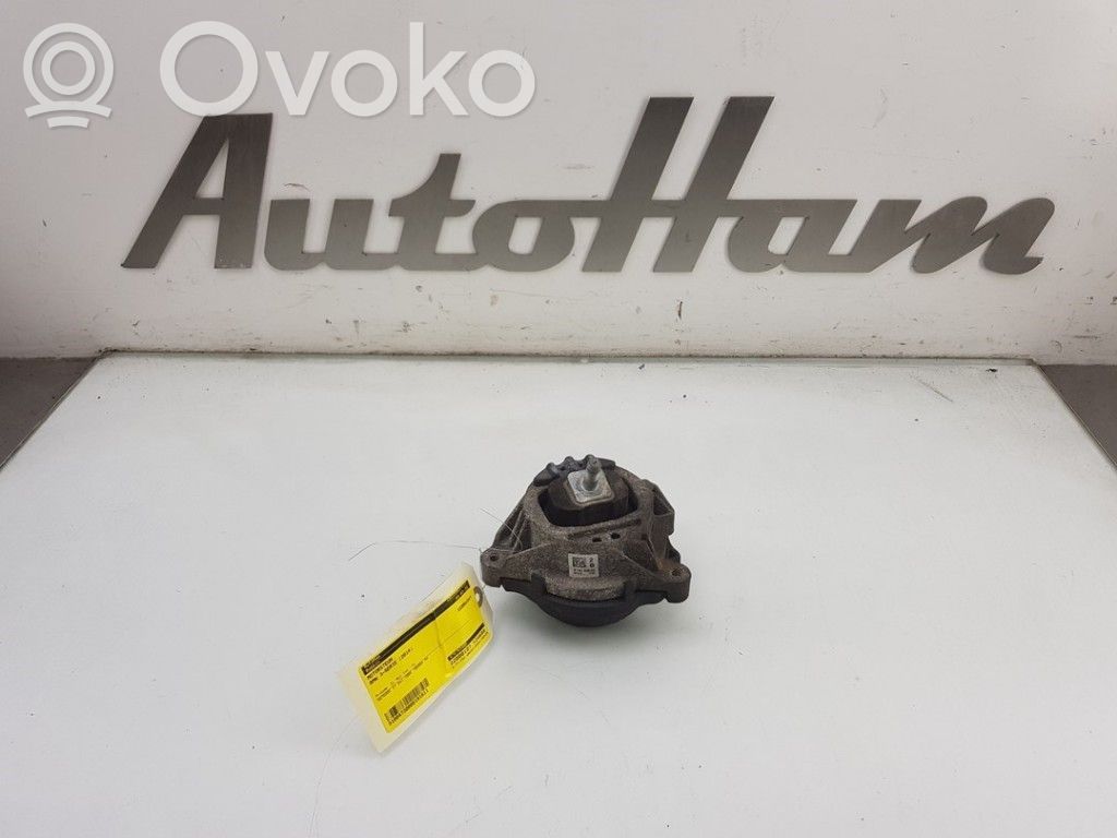 BMW 3 F30 F35 F31 Engine mount bracket 