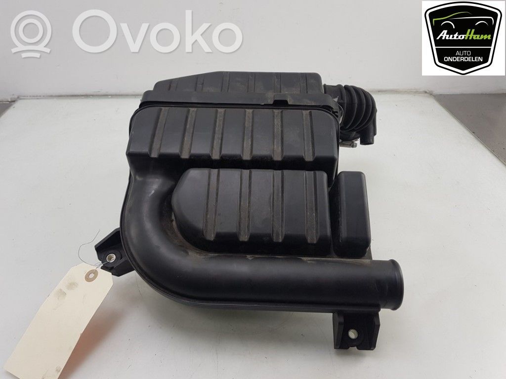 Suzuki Celerio Caja del filtro de aire 