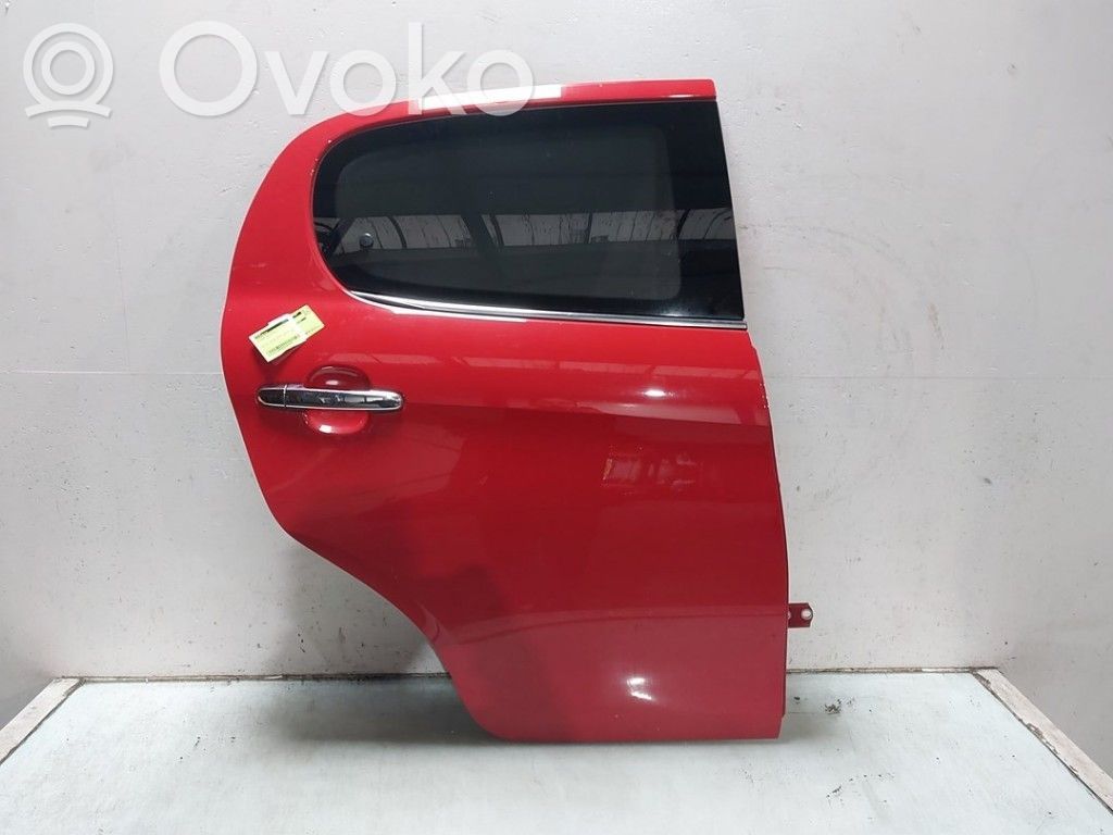 Peugeot 108 Puerta trasera 