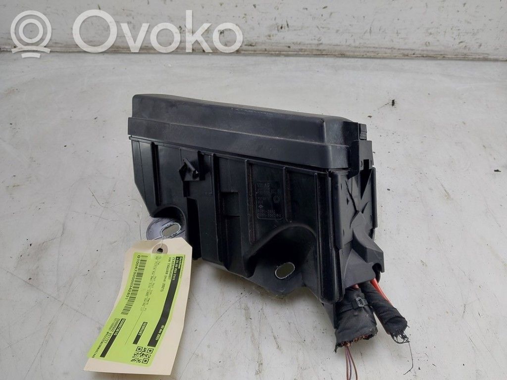Volkswagen Tiguan Juego de caja de fusibles 