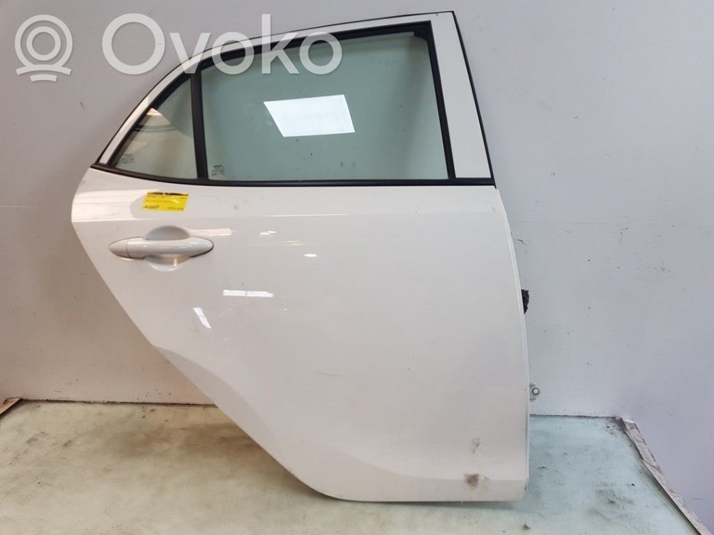 Puerta trasera   77004G6010,77004G6000,77004G6010,77004G6000,77004G6010