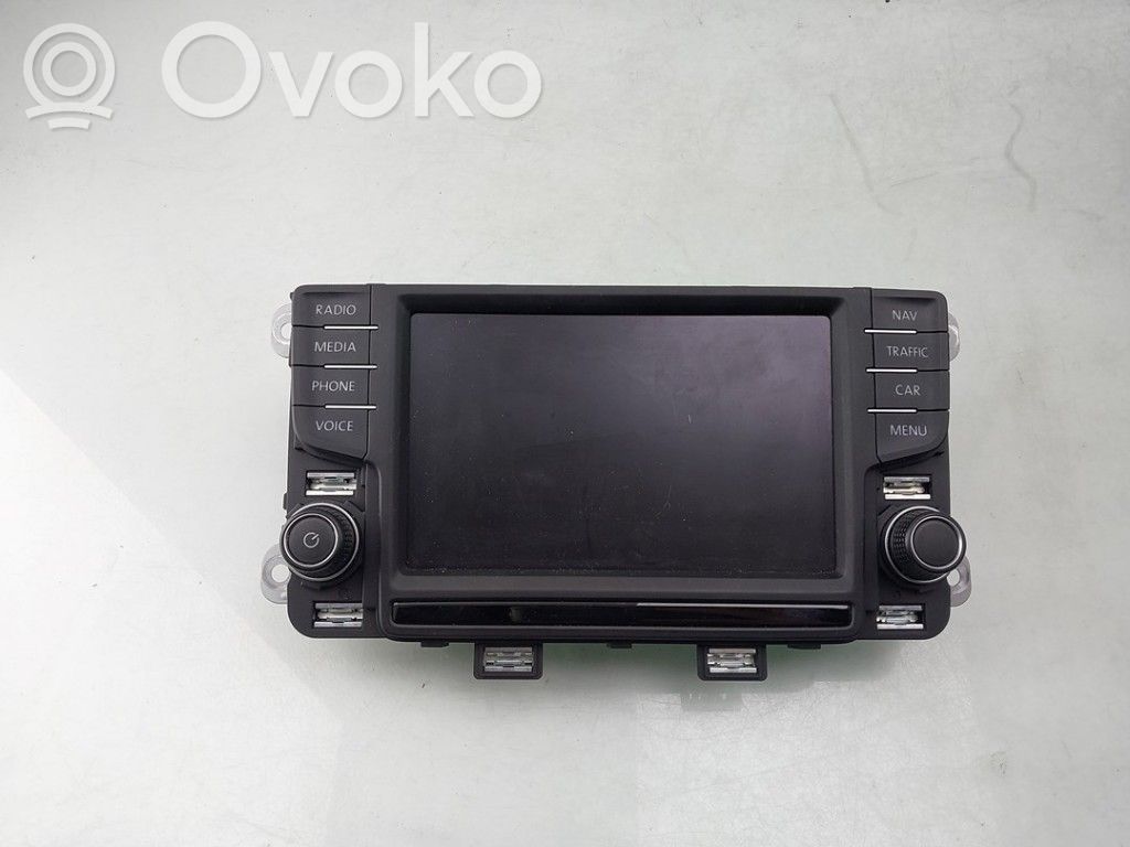 Volkswagen Polo V 6R Panel radia 