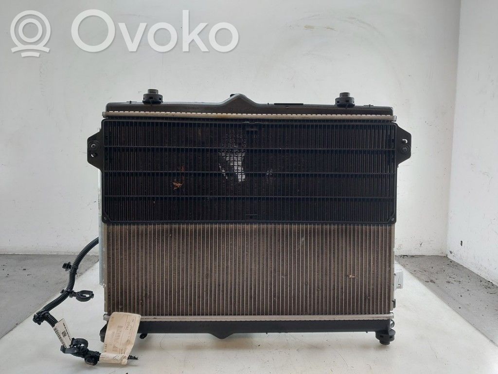 Opel Frontera Radiatora komplekts 