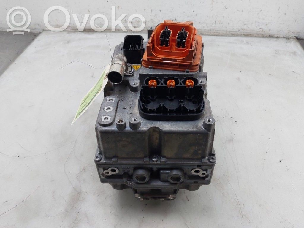 BMW 3 F30 F35 F31 Convertor-inversor tensiune