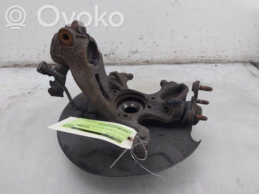 Volkswagen Golf VII Zwrotnica koła przedniego 
