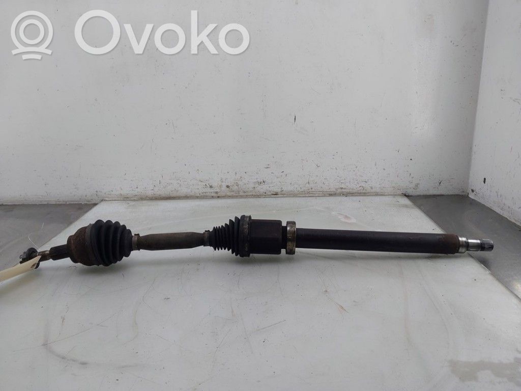 Ford Focus Priekinis pusašis 