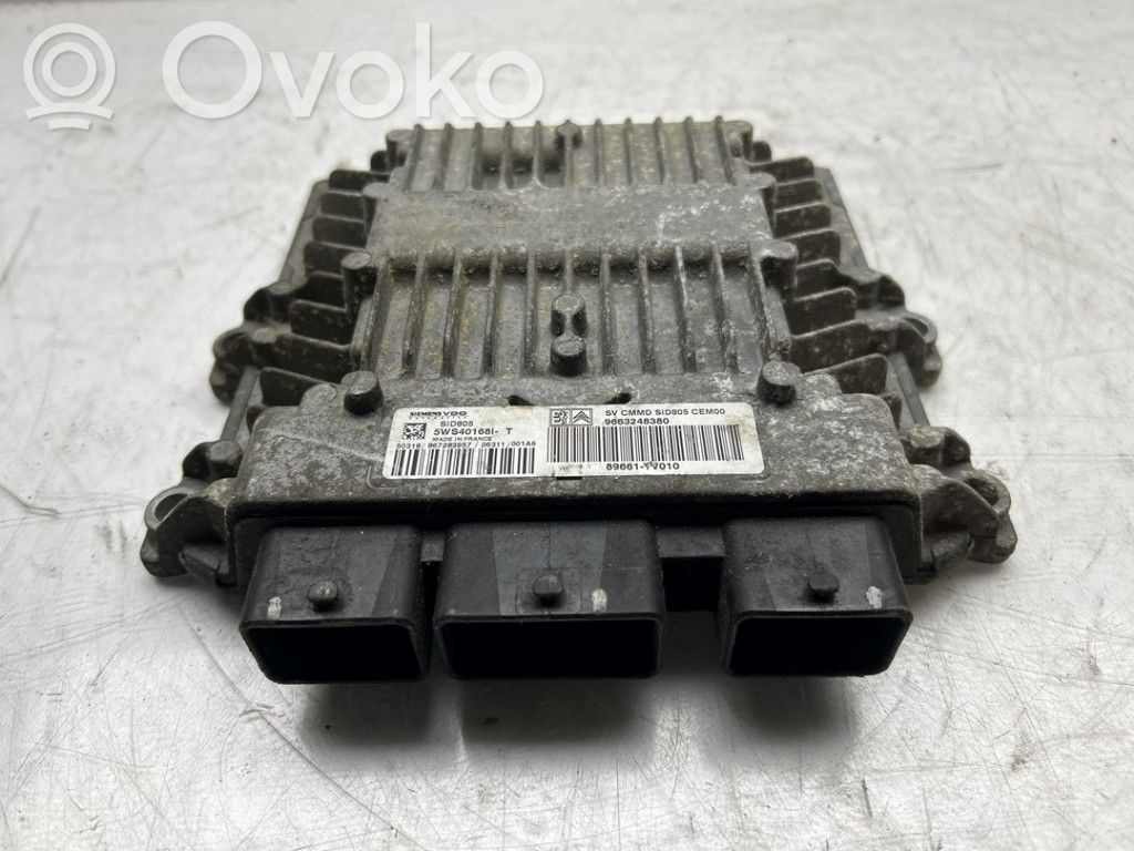 Peugeot 107 Engine control unit/module 