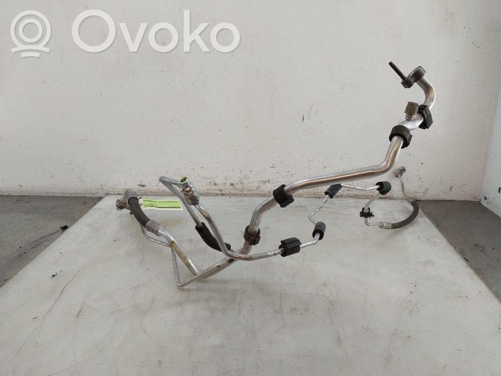 Opel Astra K Ilmastointilaitteen putki (A/C) 