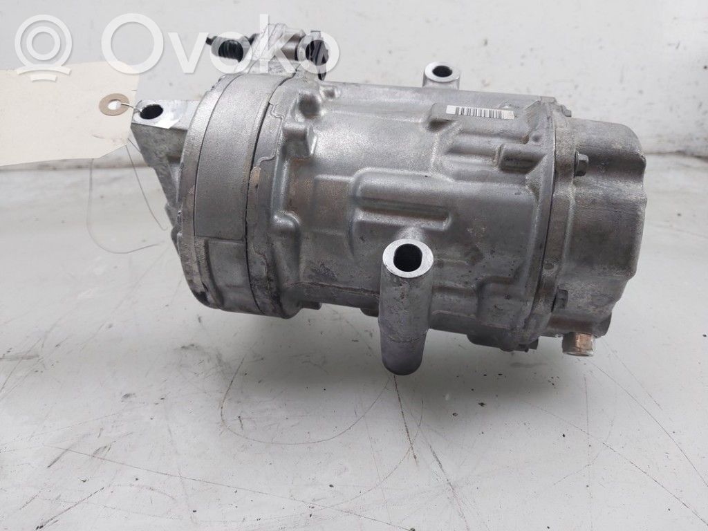 Renault Arkana Klimakompressor Pumpe 