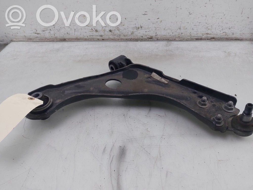 Toyota ProAce City Braccio di controllo sospensione anteriore 
