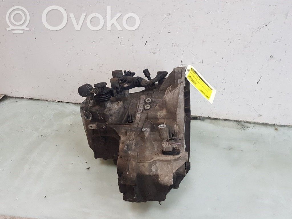 Manualna 5-biegowa skrzynia biegów   2471186G40,2471186G40,2472163J21000,2471186G40,2471186G40000,2472163J21,2472163J21000