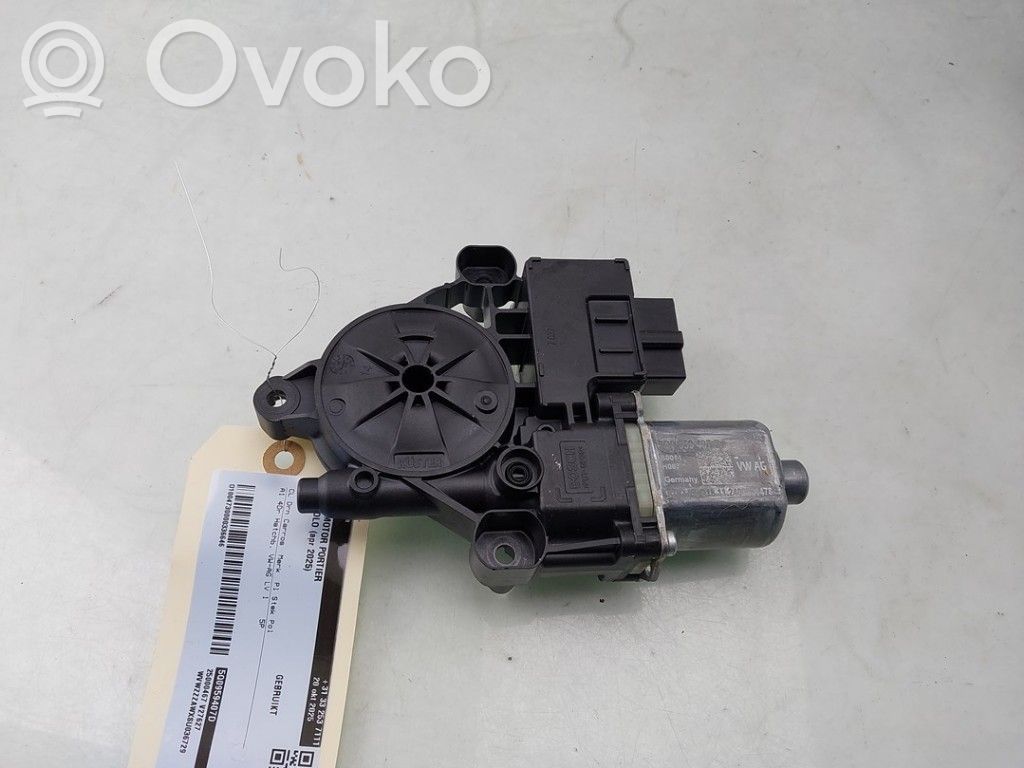 Volkswagen Polo VI Otros repuestos del interior 