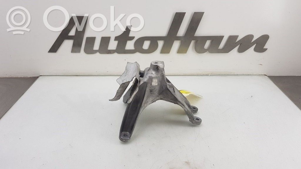 Engine mount bracket   8W0199308A,8W0199308A,8W0199308A