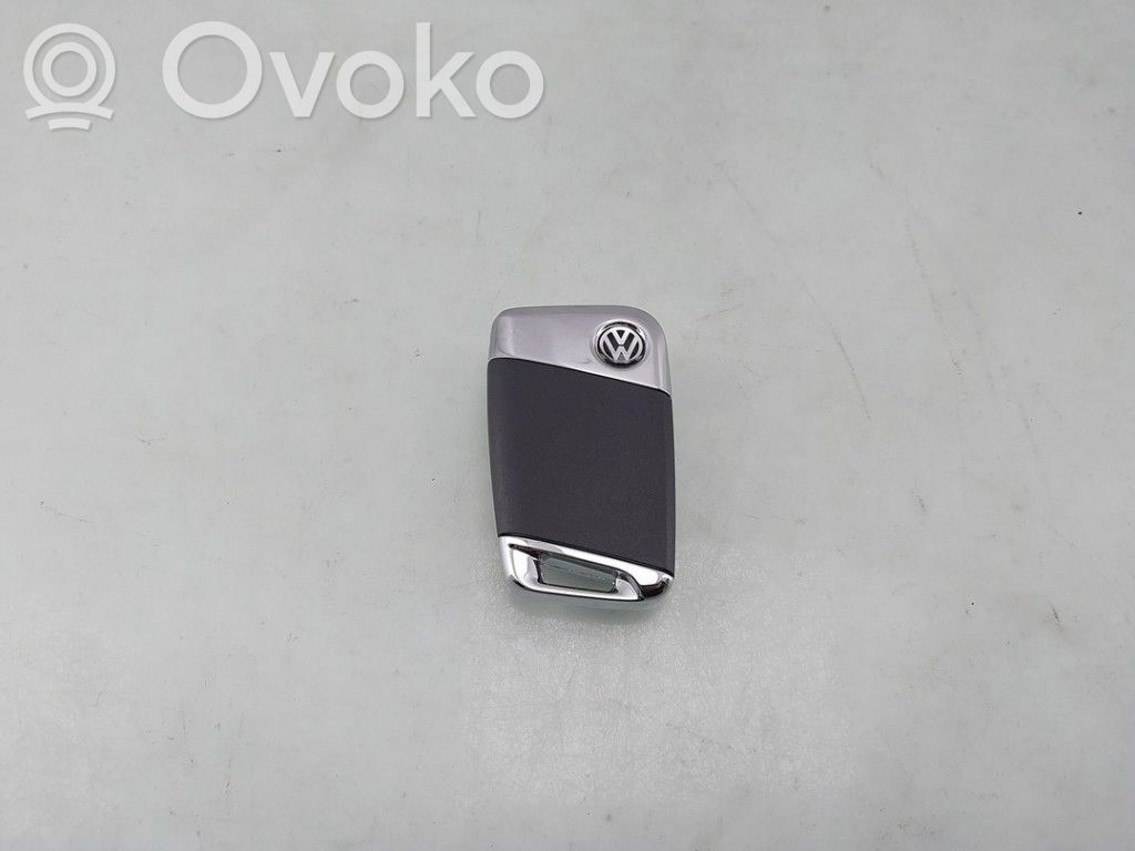 Volkswagen PASSAT B8 Ignition key/card 