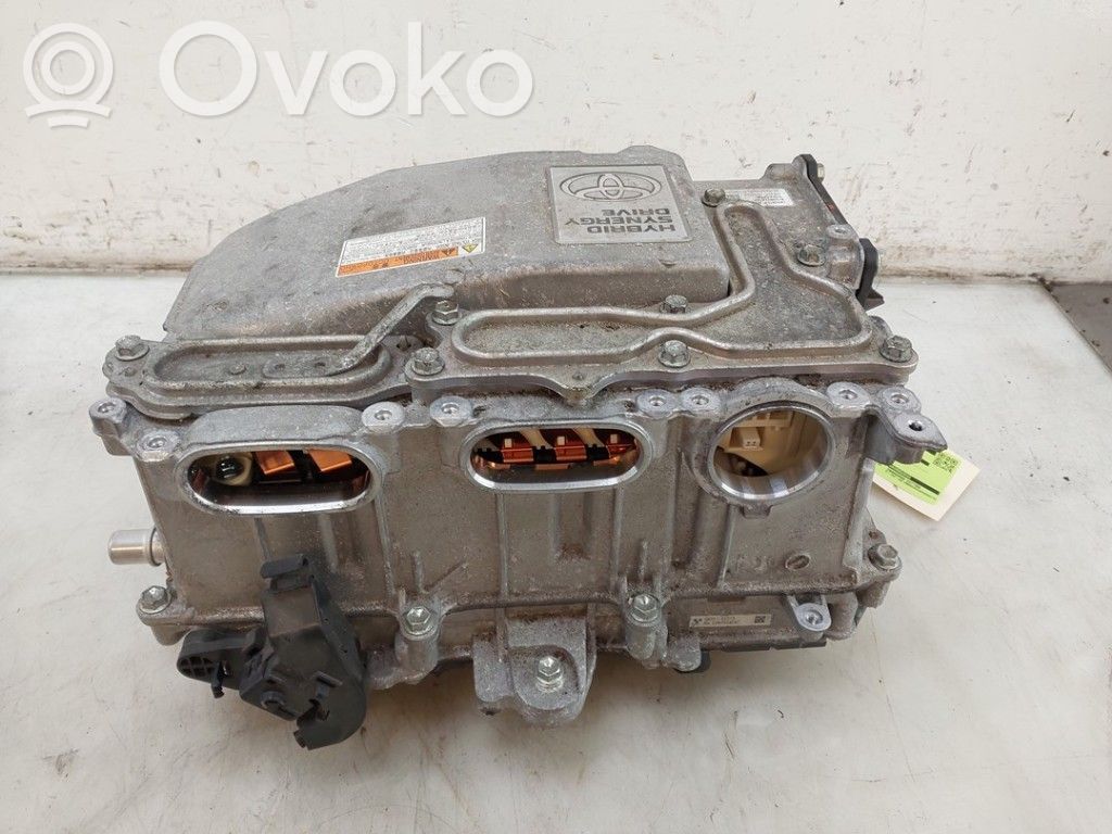 Toyota Yaris Falownik / Przetwornica napięcia 