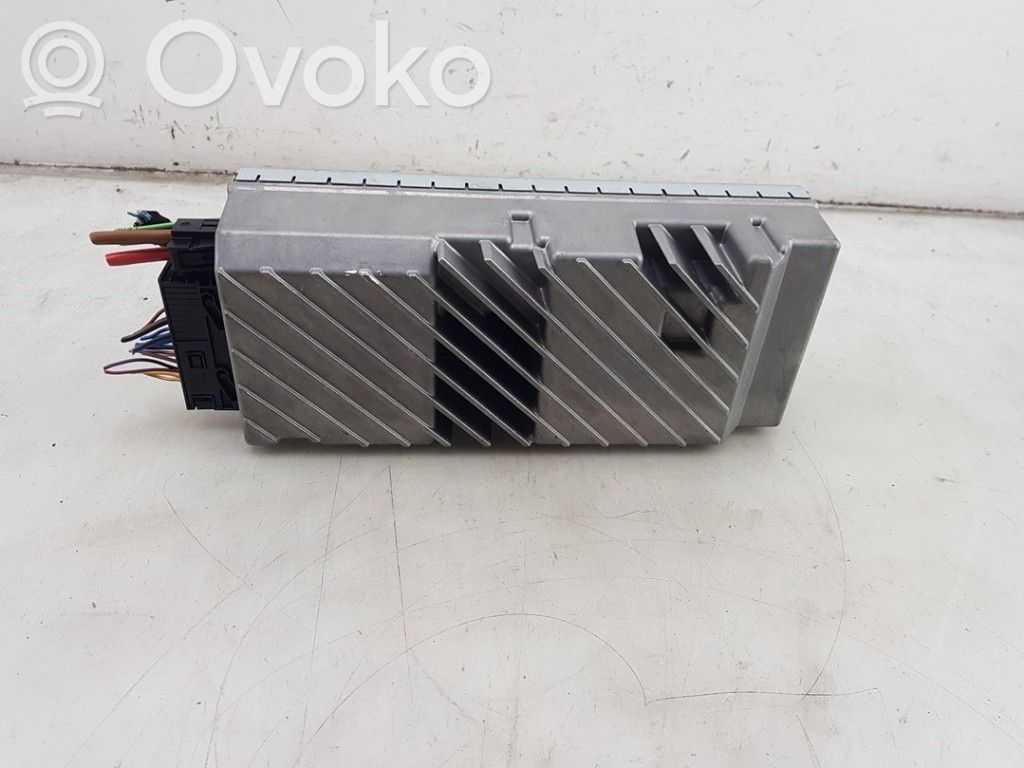 BMW 5 F10 F11 Wzmacniacz audio 