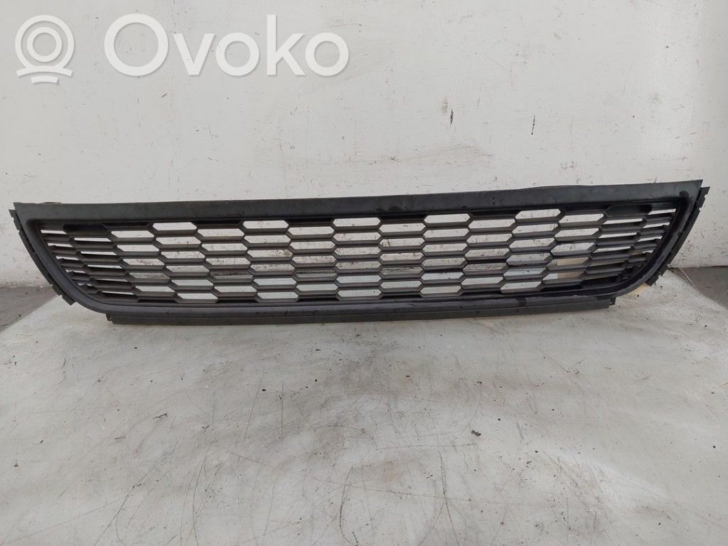 Volkswagen Polo V 6R Grille de calandre avant 